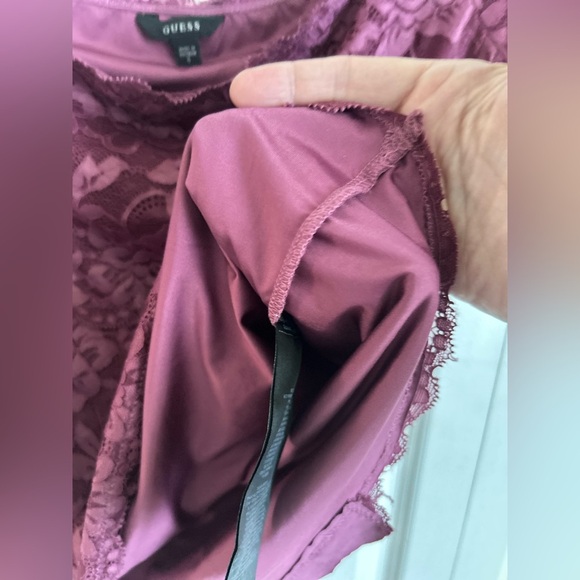 Guess stretch lace blouse - Picture 6 of 10